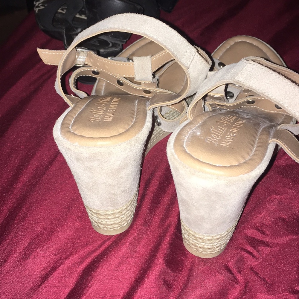 Wedge shoes